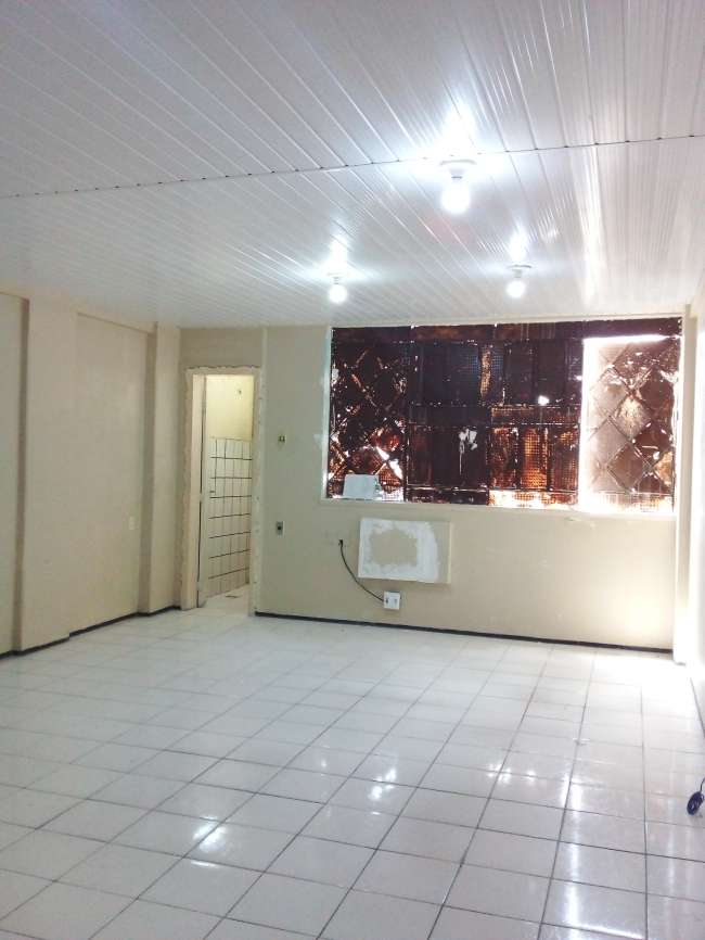 R. LIBERATO BARROSO, 307 SALA 221 TRIUNFO