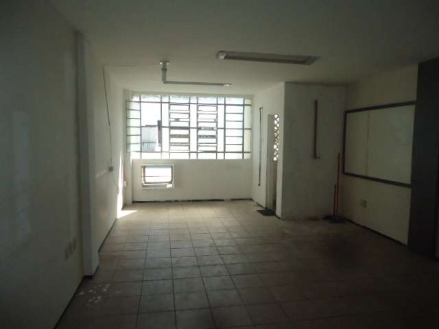 R. LIBERATO BARROSO, 307 SALA 326 TRIUNFO