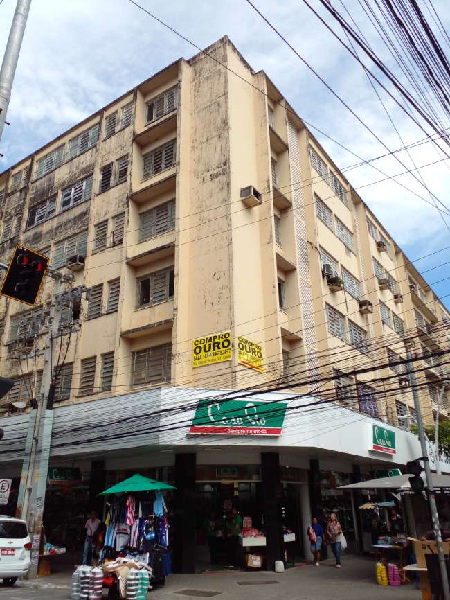 R. LIBERATO BARROSO, 307 SALA 04 TRIUNFO