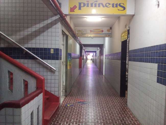 R. LIBERATO BARROSO, 307 SALA 122 TRIUNFO