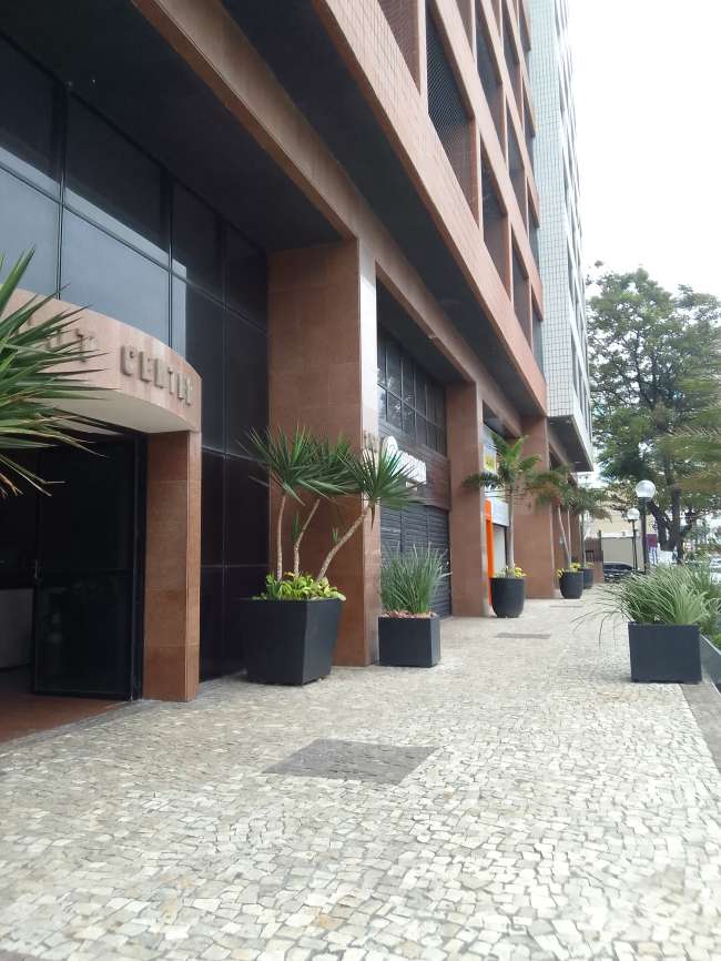 AV. JULIO ABREU, 160 SALA 204 HOT CENTER