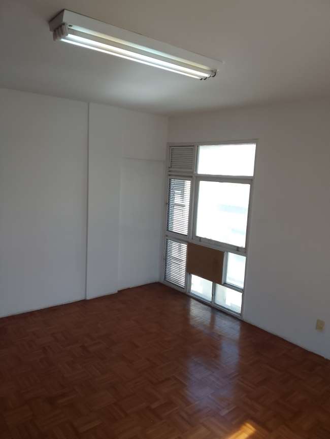 R. GUILHERME ROCHA, 218 SALA 404  JALCY METRÓPOLE