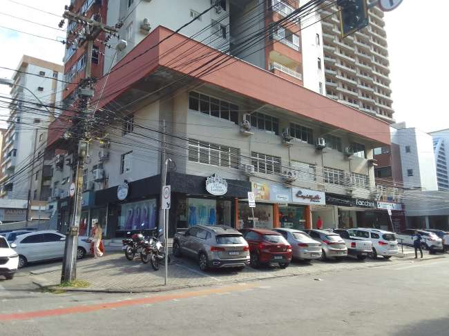 R. DESEMBARGADOR LEITE ALBUQUERQUE, 832 SALA 211 ED HARBOUR VILLAGE