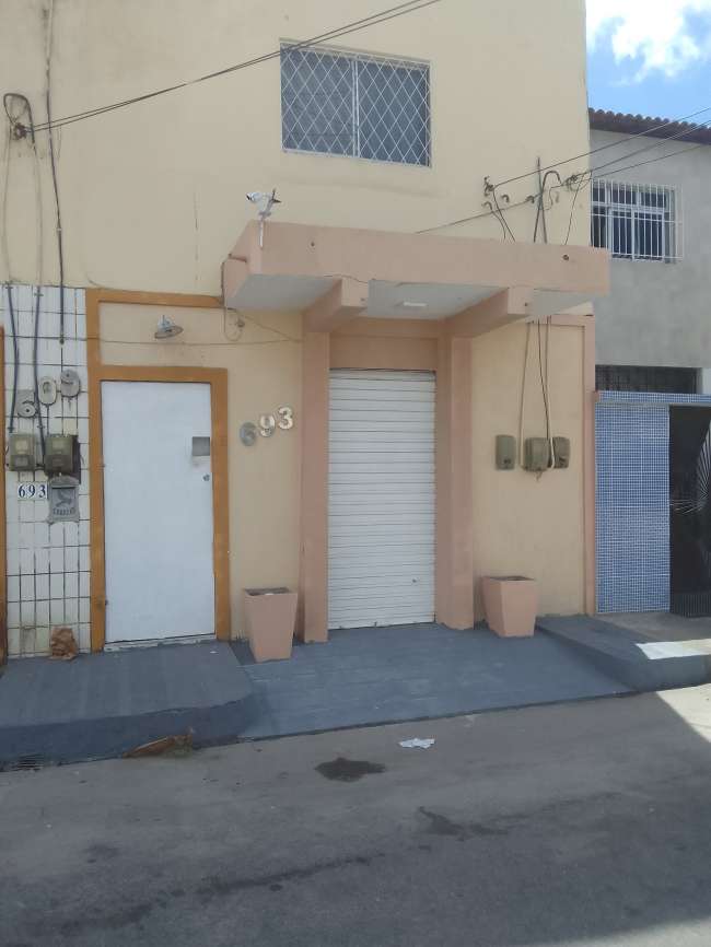 R. VICENTE PADILHA, 693