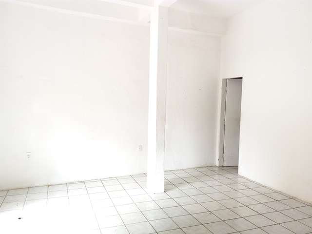 R. GOVERNADOR SAMPAIO, 589