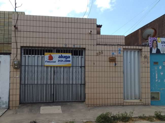 R. PLACIDO DE CARVALHO, 228