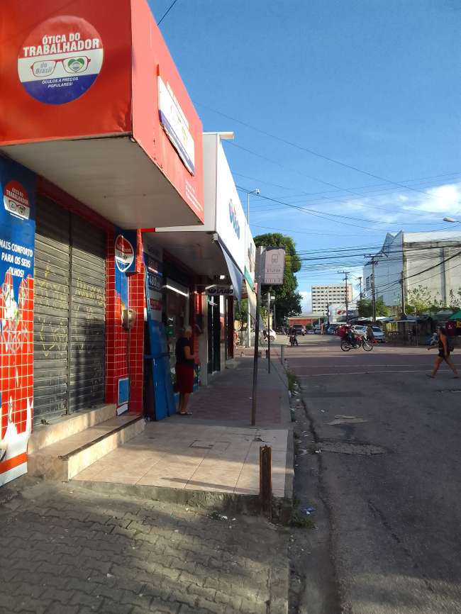 R. CORONEL FRANCISCO PEREIRA, 65 LOJA B