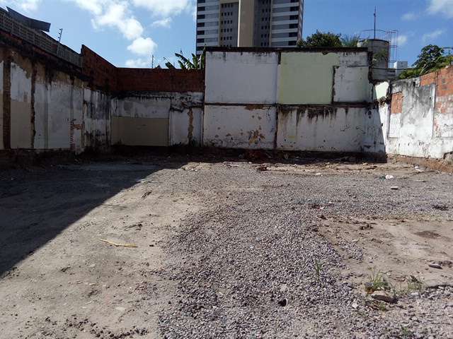 R. BARAO DE ARACATI, 1831 TERRENO PLANO