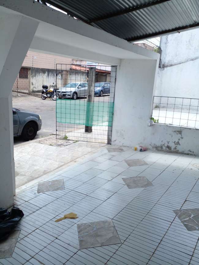 R. JOAO PAULINO BARROS LEAL, 2112