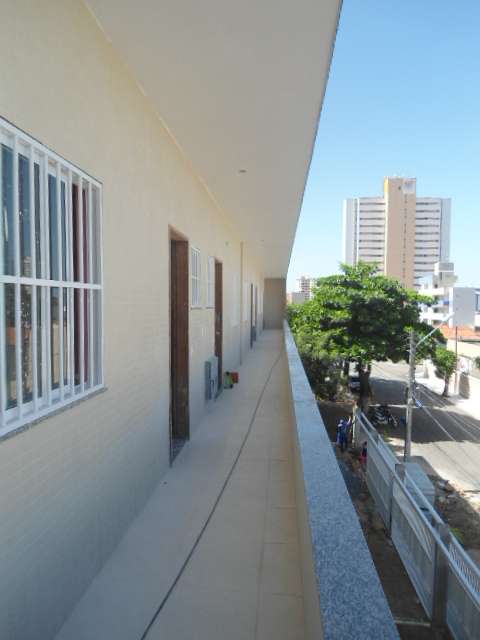 R. GENERAL SILVA JUNIOR, 247 APT 04 TÉRREO PAVIMENTO SEM GARAGEM