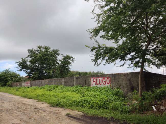 R. CLOVIS ROLIM, 0 S/N L003 Q34 FRENTE PARA RUA ANDRADE FURTADO