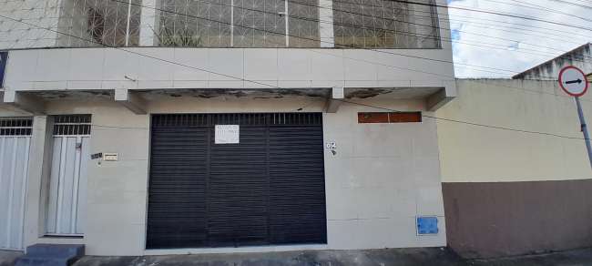 R. DIOGO CORREIA, 4 LOJA B