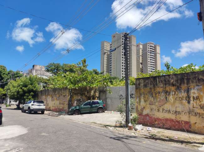 R. FLORIANO PEIXOTO, 2095