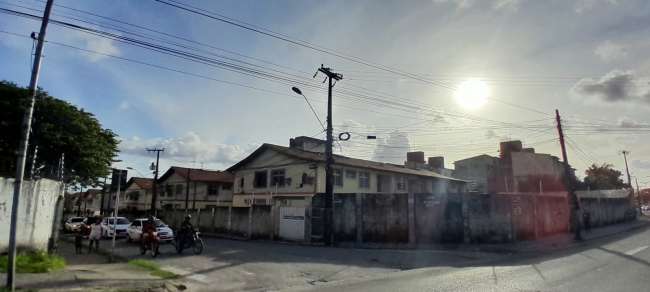 AV. DOUTOR SILAS MUNGUBA, 4500 APTO. 101 BL – E