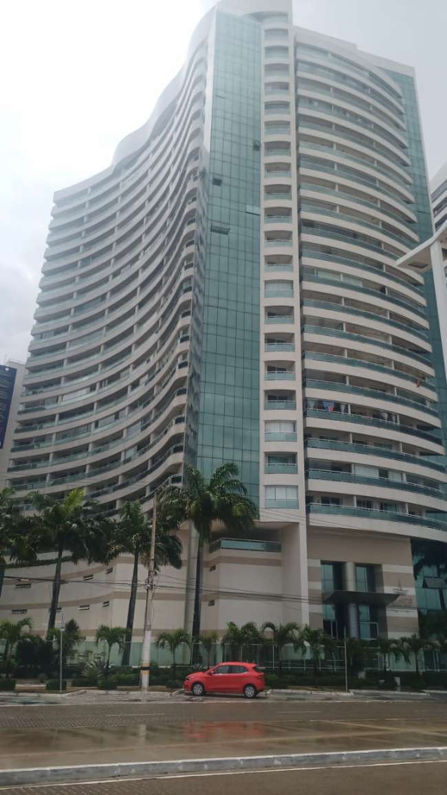 AV. BEIRA MAR, 2120 APTOS. 1807 E 1808