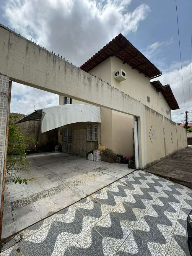 R. E (LOT CAJAZEIRAS II), 295