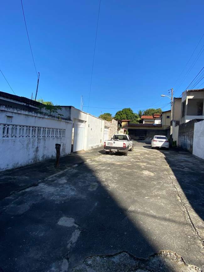 R. INACIO VASCONCELOS, 246 CASA 01