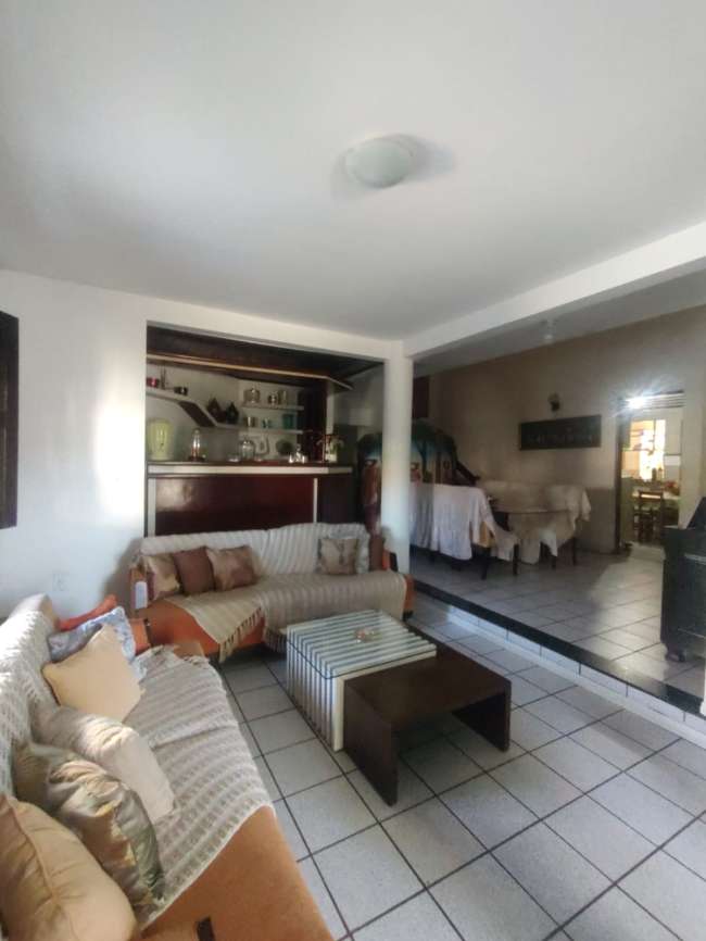 R. GENERAL CAIADO DE CASTRO, 670