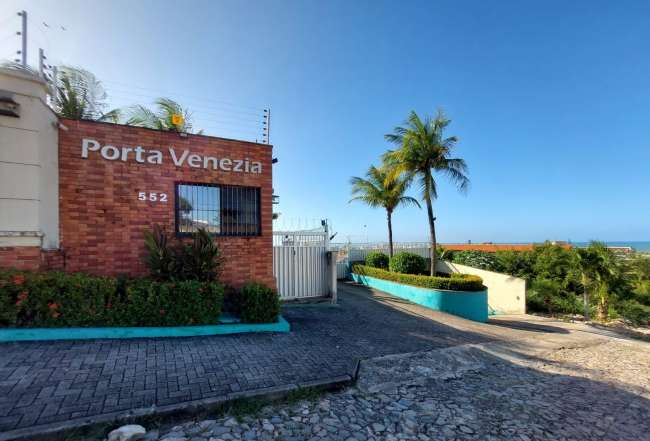 RUA BARRACUDA, 552 CASA 13