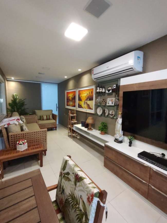 R. CIRO MONTEIRO, 153