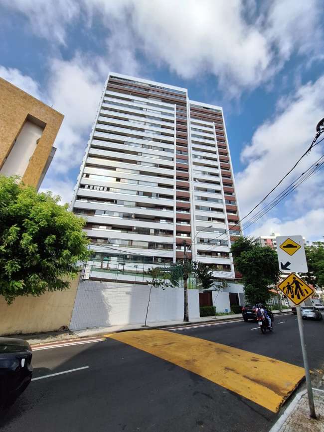 R. BENTO ALBUQUERQUE, 1670 APTO. 2001 (COBERTURA)