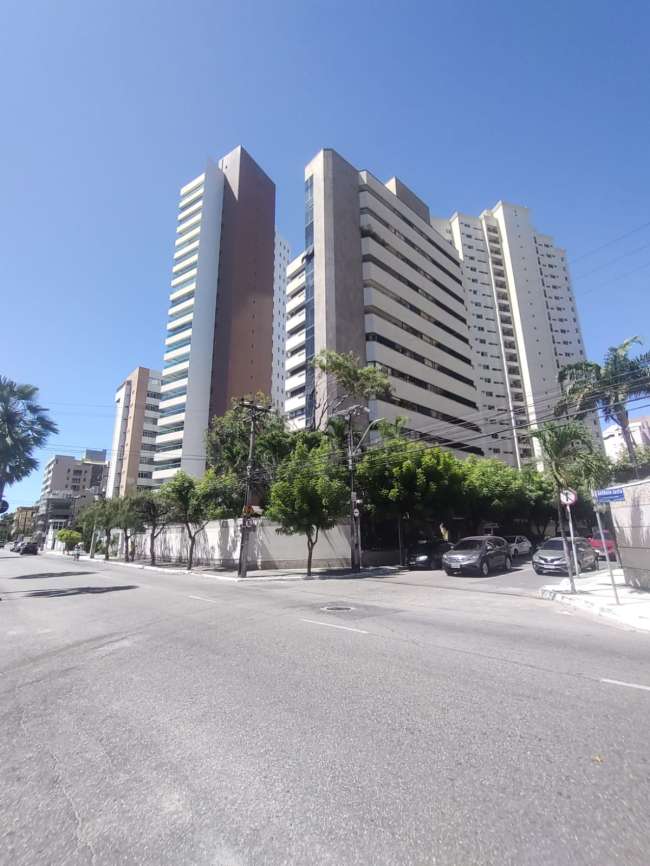 AV. ANTONIO JUSTA, 3320 APTO. 201