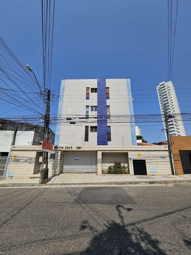 R. JOAO CORDEIRO, 1991 APTO. 202 – BLOCO B