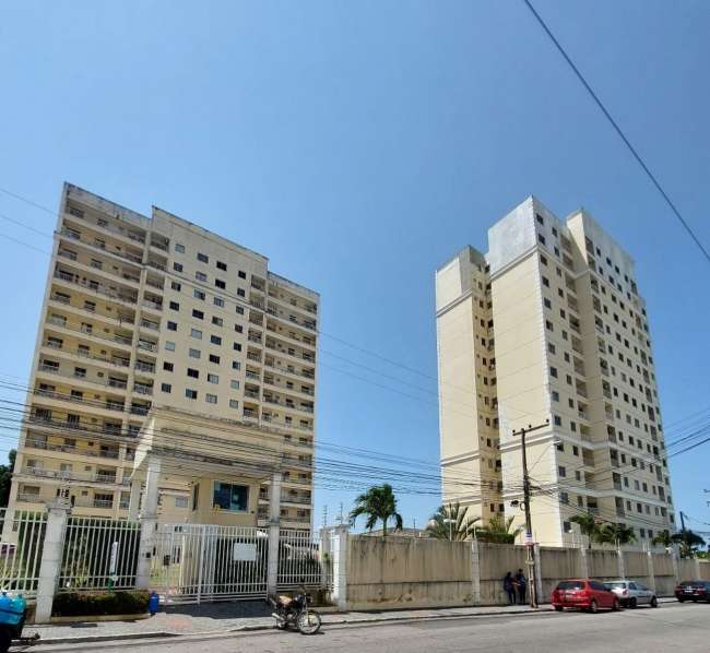 R. AVELEDO, 396 APTO. 304 TORRE 01